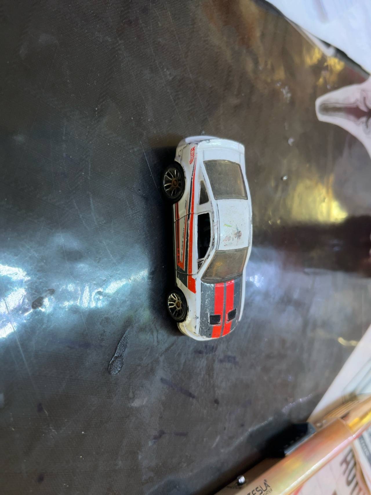 Hot Wheels Ford Shelby GT-500 Nightburnerz White