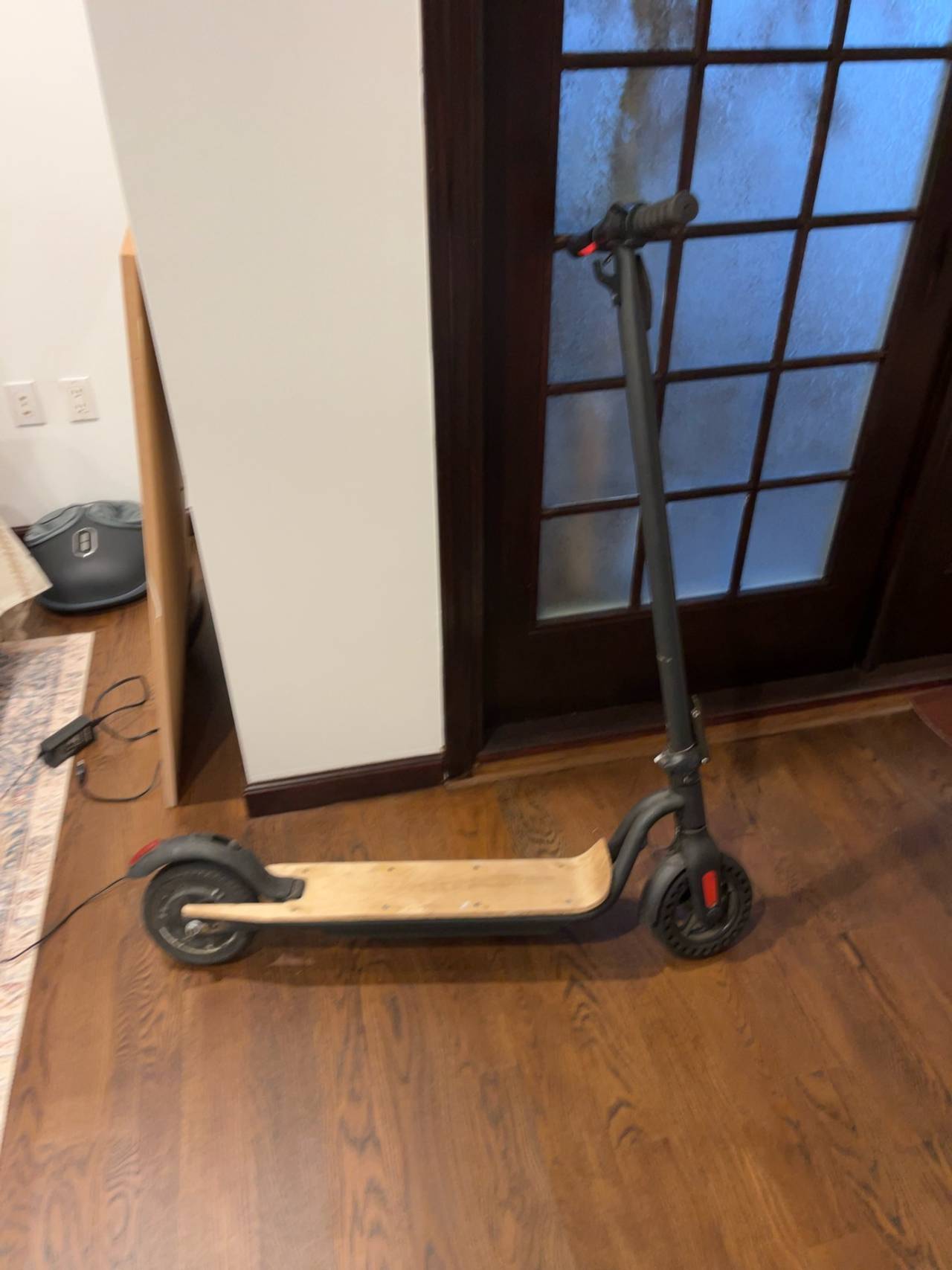 MEGAWHEELS Foldable Electric Scooter 8-Inch Tires - needs battery replacement.