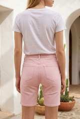 Hybrid & Company Women's Super Stretch Bermuda Shorts sz X-Large - Image 3