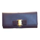 Salvatore Ferragamo Miss Vara Wallet Blue Leather - Image 1