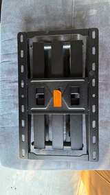 Mount-It! Articulating TV Wall Mount - Image 4