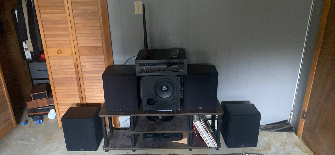 Vintage Stereo Receiver and Speaker System