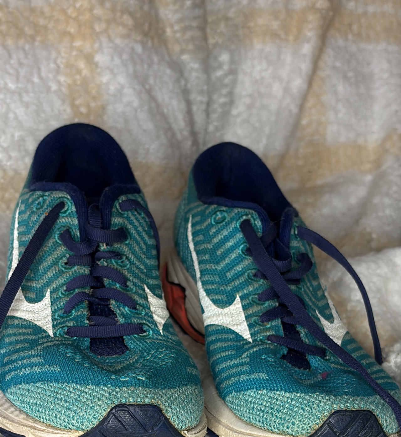 Mizuno Wave Shadow 2 Running Shoes