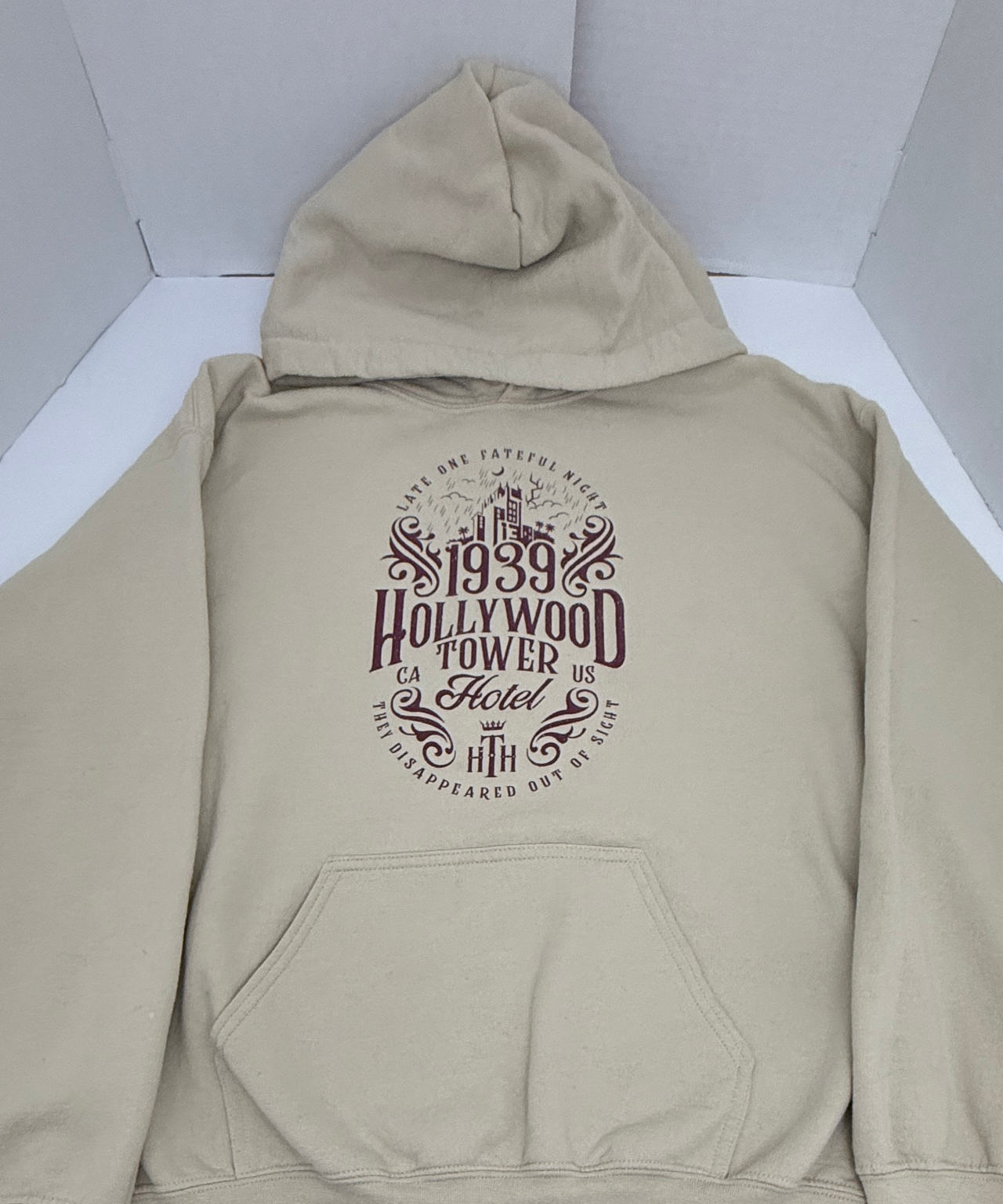 Disney Hollywood Tower Hotel 1939 Pullover Hoodie Medium