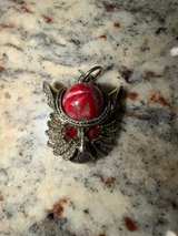 Vintage Gold Tone Owl Head Pendant with Red Stones - Image 5