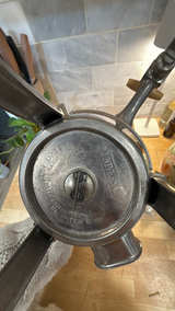 Landers Frary & Clark Vintage Universal Silver Plate Coffee Percolator - Image 6