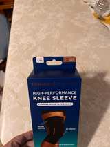 Tommie Copper High-Performance Knee Sleeve - Image 2
