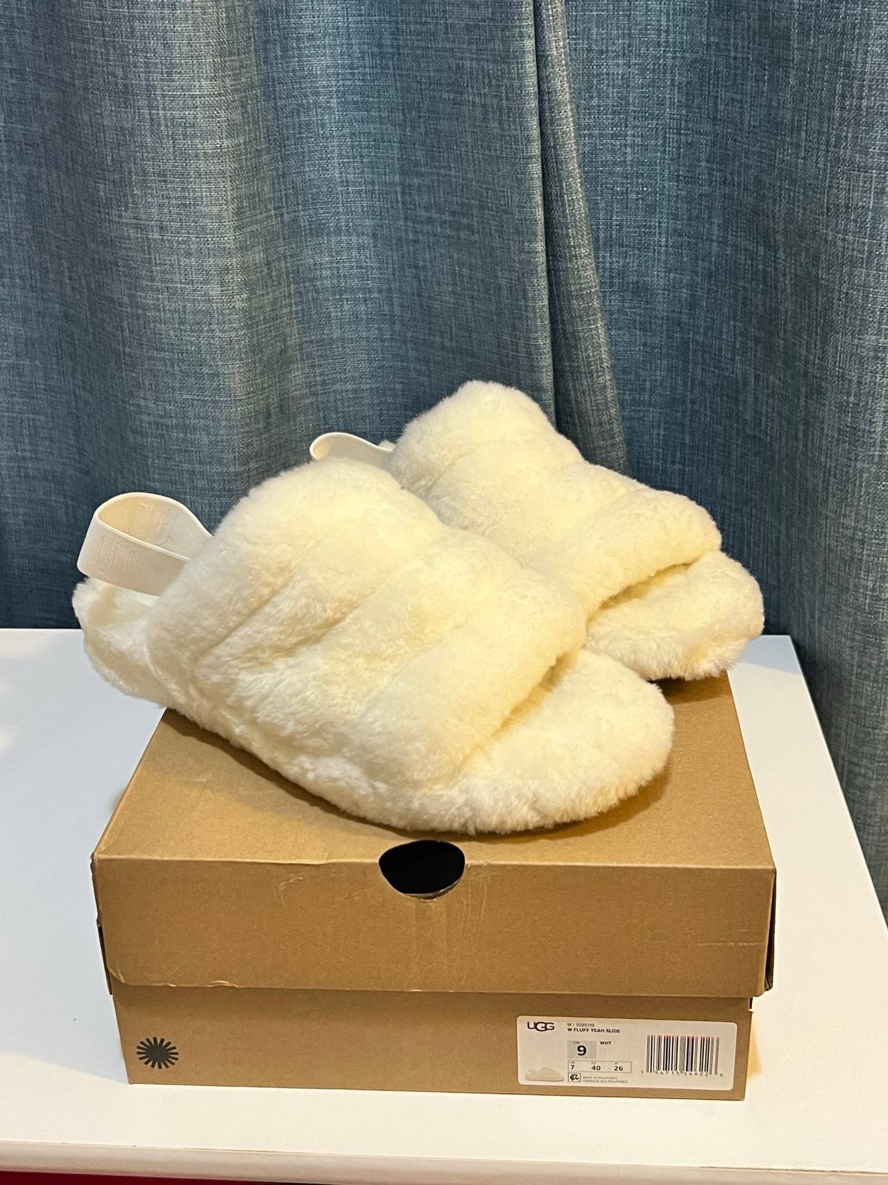 UGG Fluff Yeah Slide
