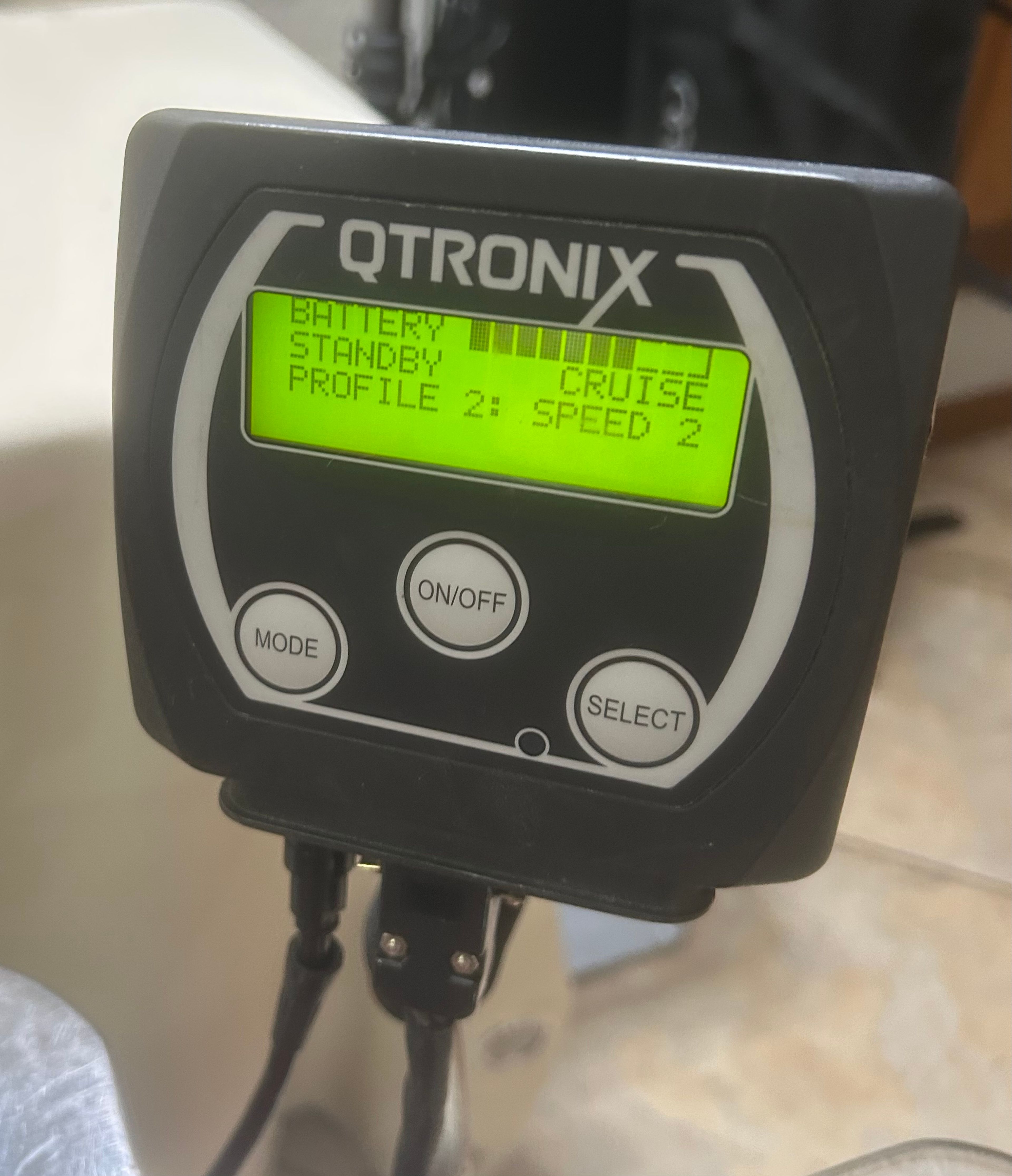 Quickie Z 500 Zero Gravity Adolescent Power Wheelchair - Image 3