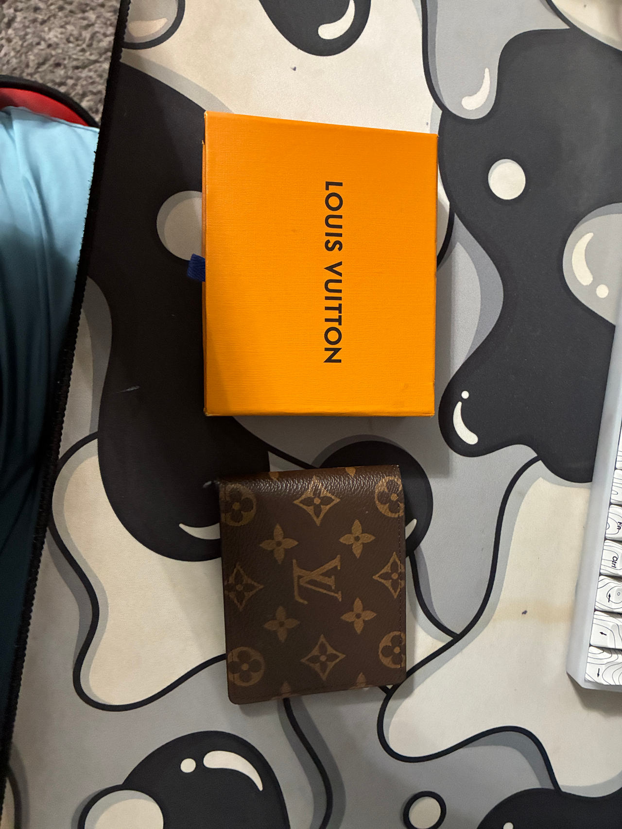 Louis Vuitton Monogram Canvas Bifold Wallet
