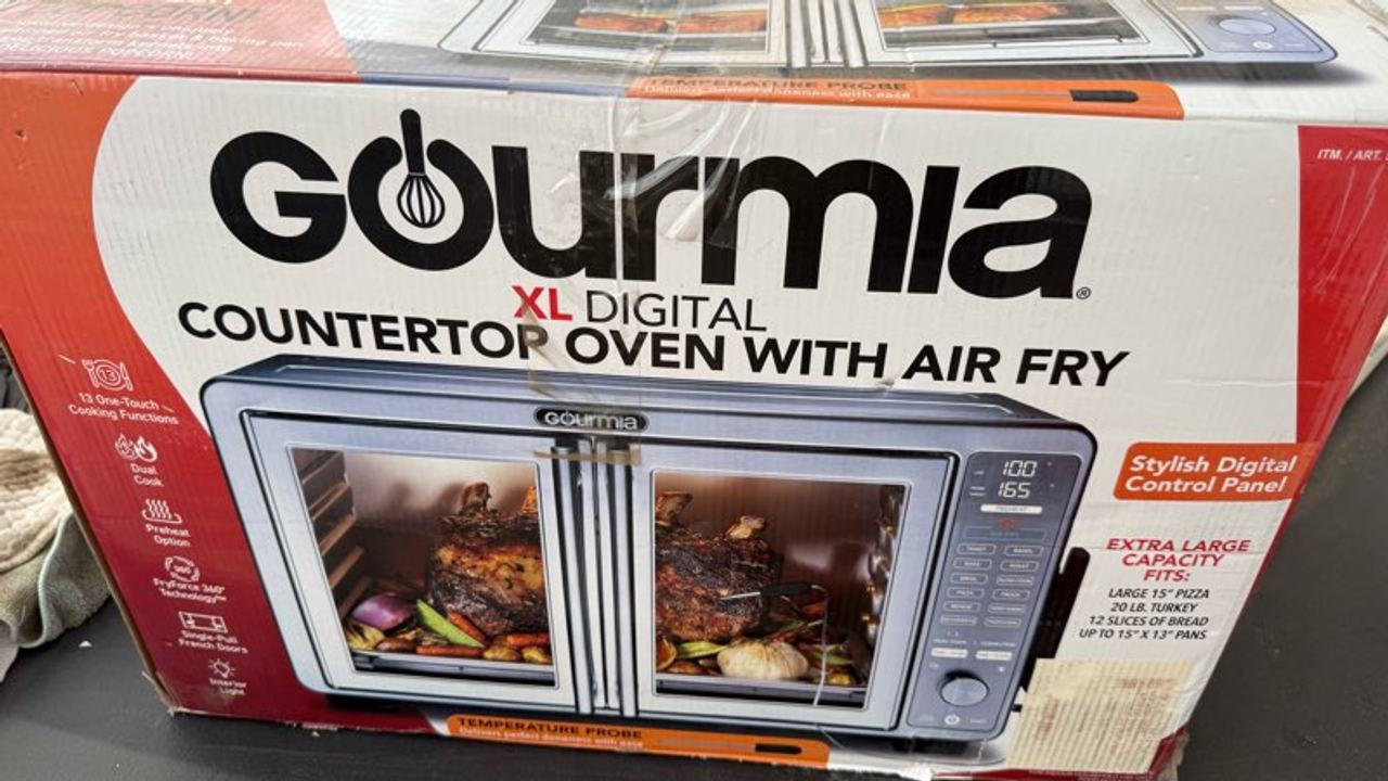 Gourmia XL Digital Countertop Oven with Air Fry