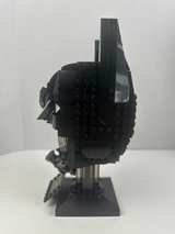 LEGO DC Batman Cowl set 76182 - Image 7