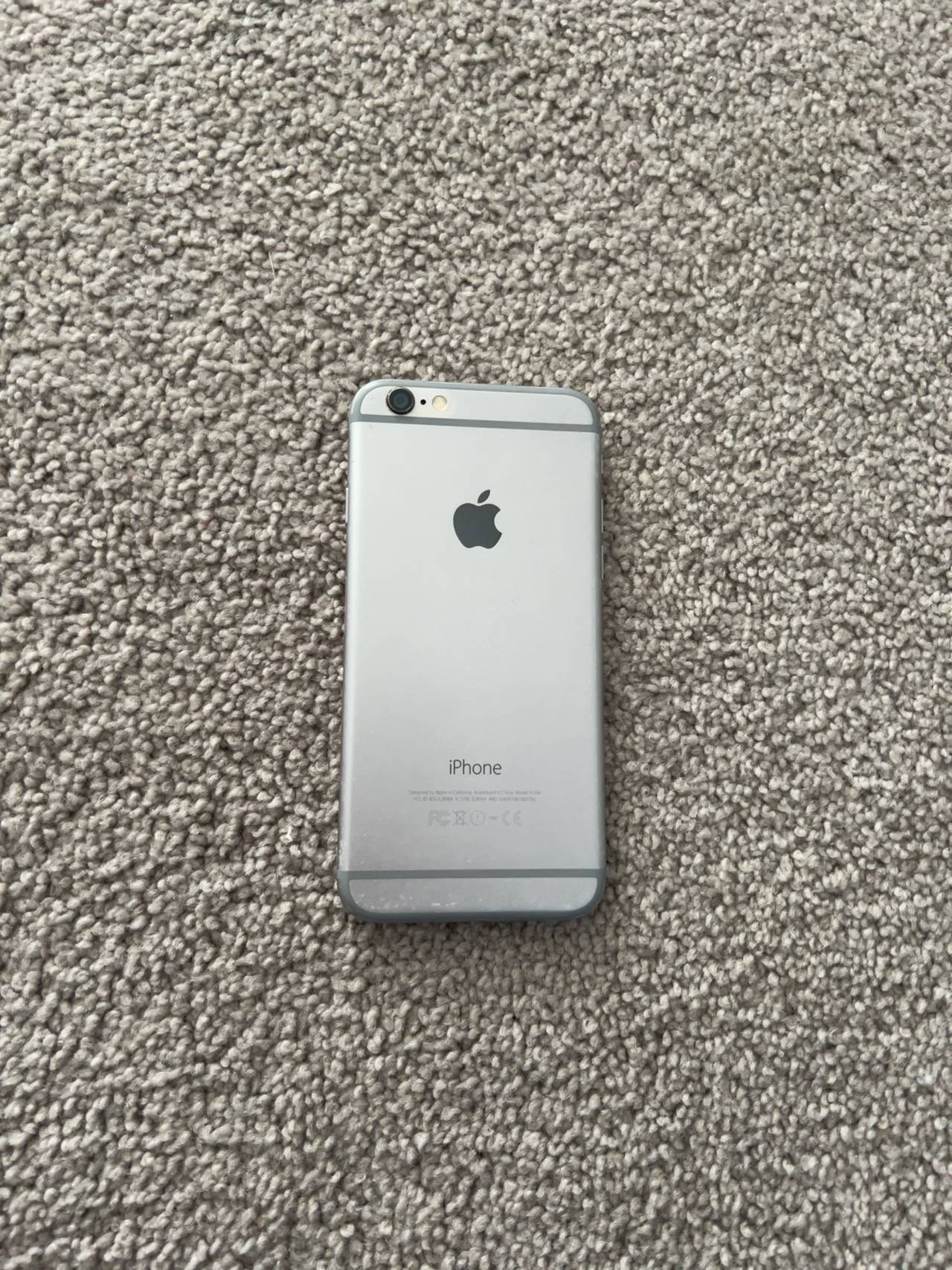 Apple iPhone 6 4.7-inch Space Gray