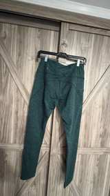 Green Mondetta Heathered Activewear leggings size small - Image 6