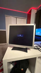 BenQ 17" FP71G+ LCD Monitor - Image 2