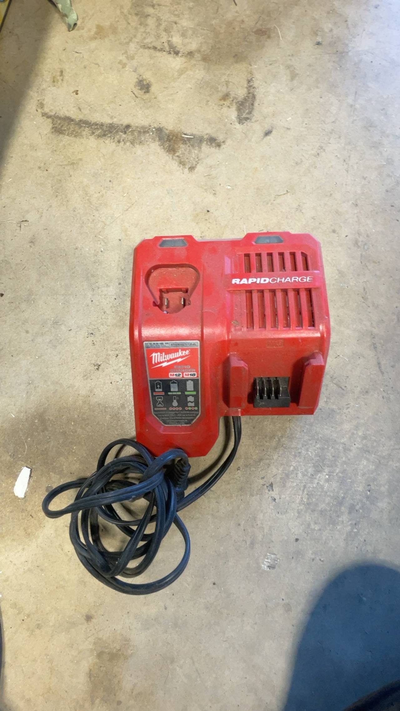 Milwaukee Rapid Charger 48-59-1808 Dual Battery (M18/M12)