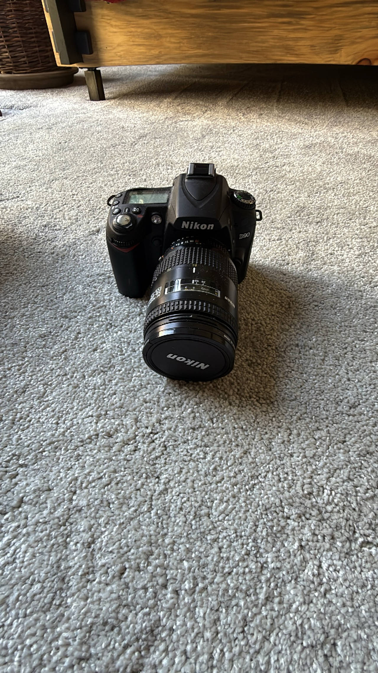 Nikon D90