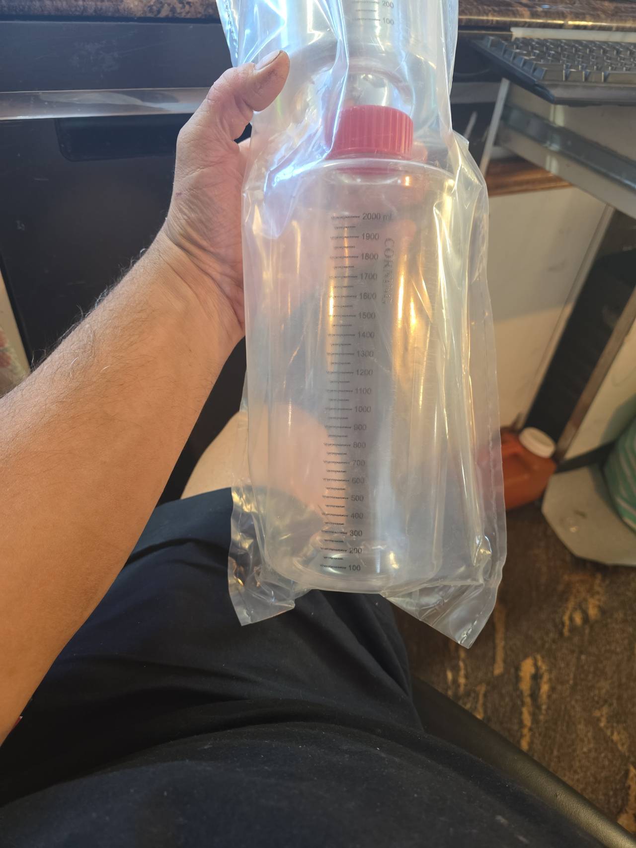 Corning 2000 mL Polycarbonate Centrifuge Bottle