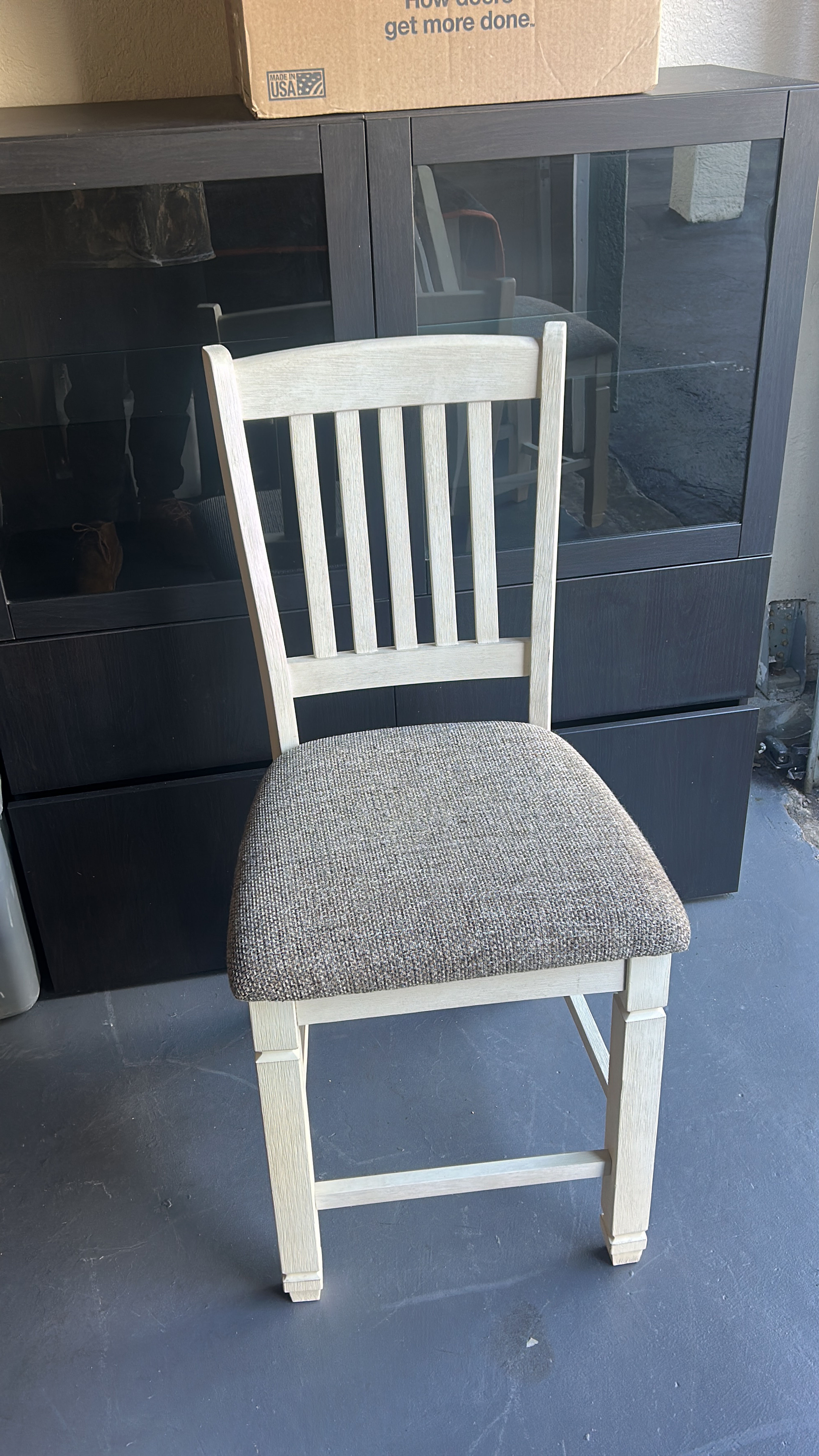 Ashley Furniture Bolanburg Counter Height Bar Stool