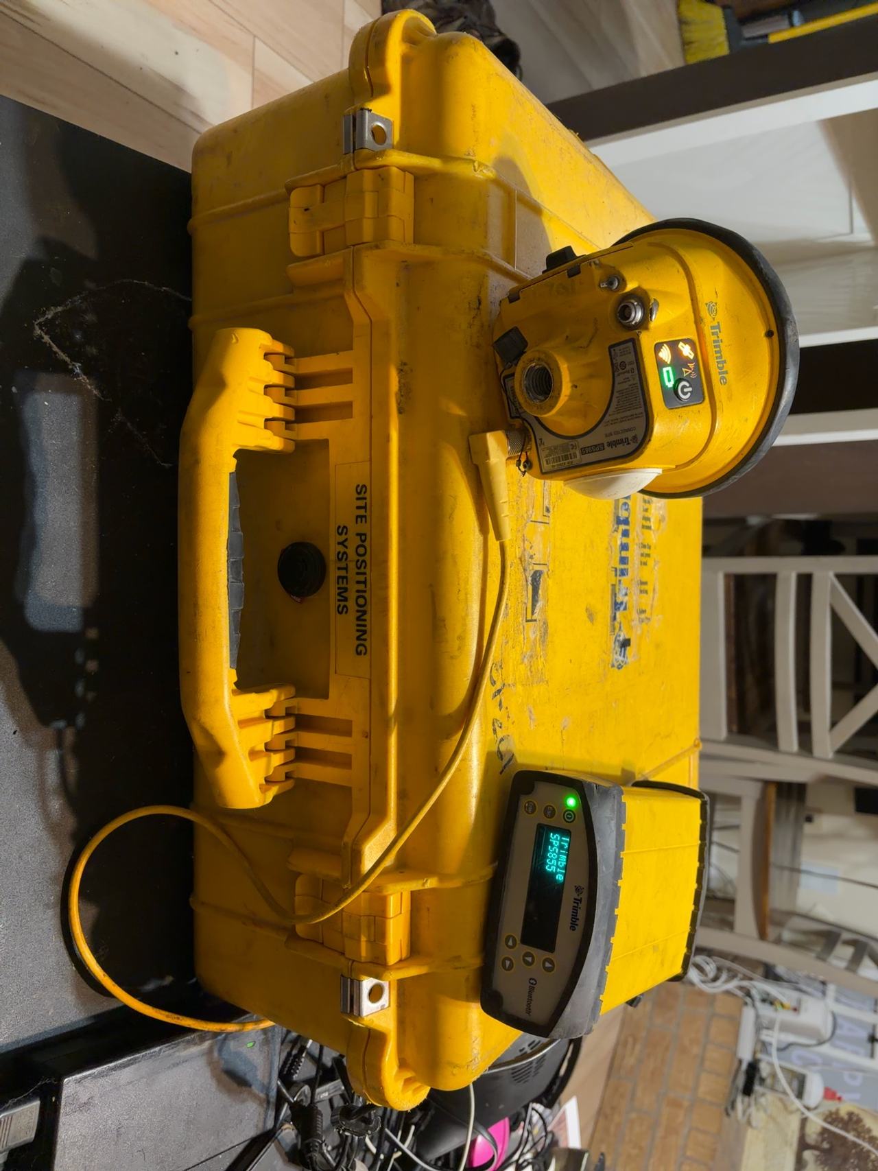 Trimble SPS985 Rover Kit