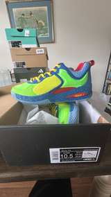 10.5M AND1 Men's Basketball Shoes Multi-Color Neon - Image 2