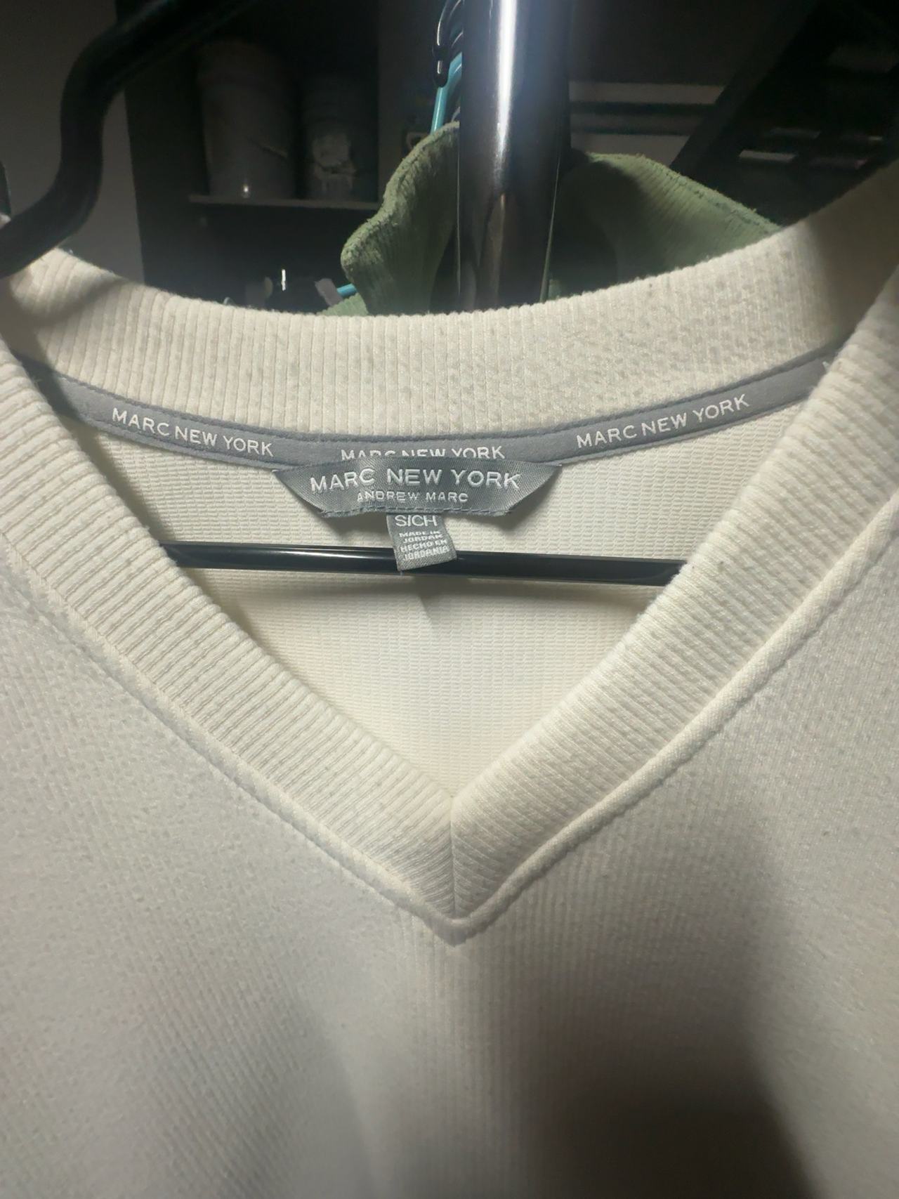 Marc New York V Neck Long Sleeve Sweater Cream Size Small 