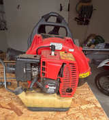 RedMax EB4401 Backpack Leaf Blower - Image 1