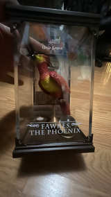 Noble Collection Harry Potter Fawkes Figurine - Image 4