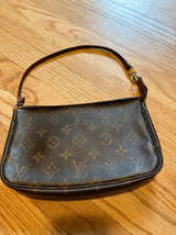Louis Vuitton Monogram Pochette Accessoires - Image 1