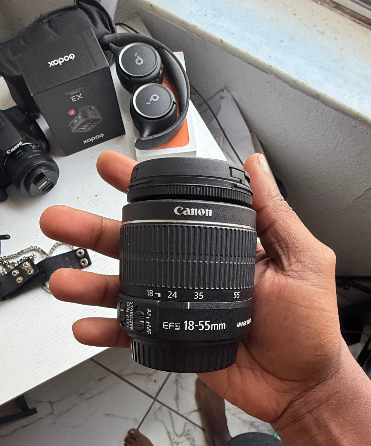 Canon EF-S 18-55mm f/3.5-5.6 IS II Lens