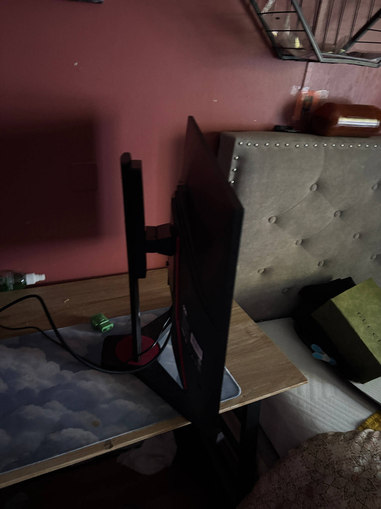 gaming monitor
