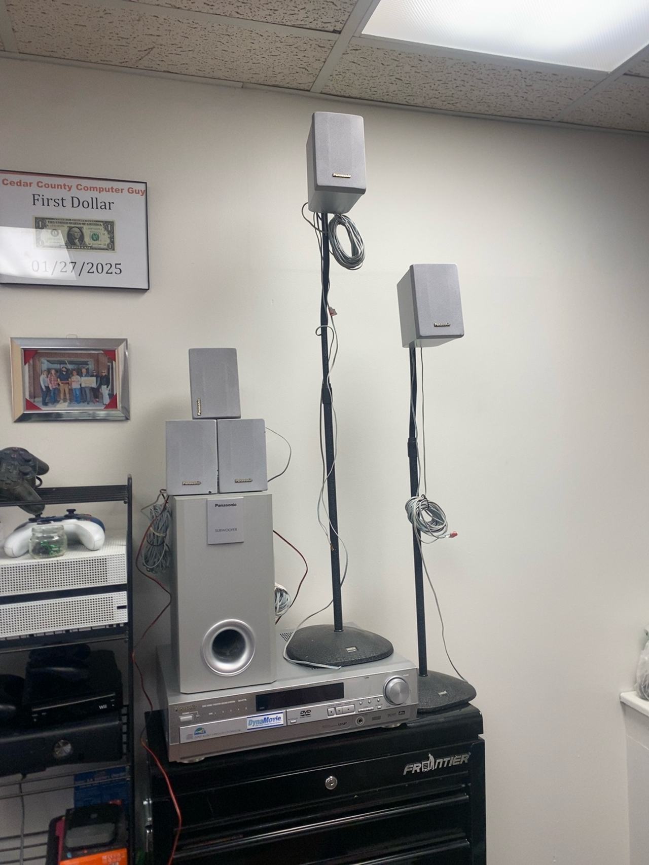 Panasonic SA-HT75 5.1 Home Theater System