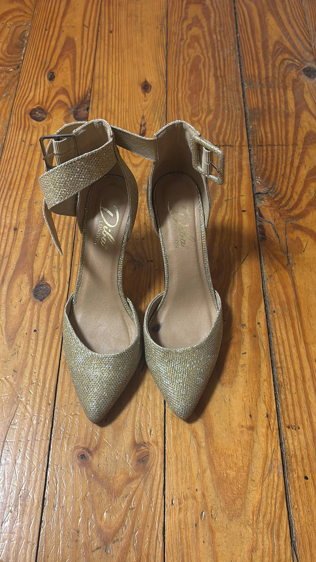 Diba London Gold Glitter size 8