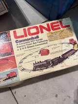 Lionel Electric Train Set - Image 3