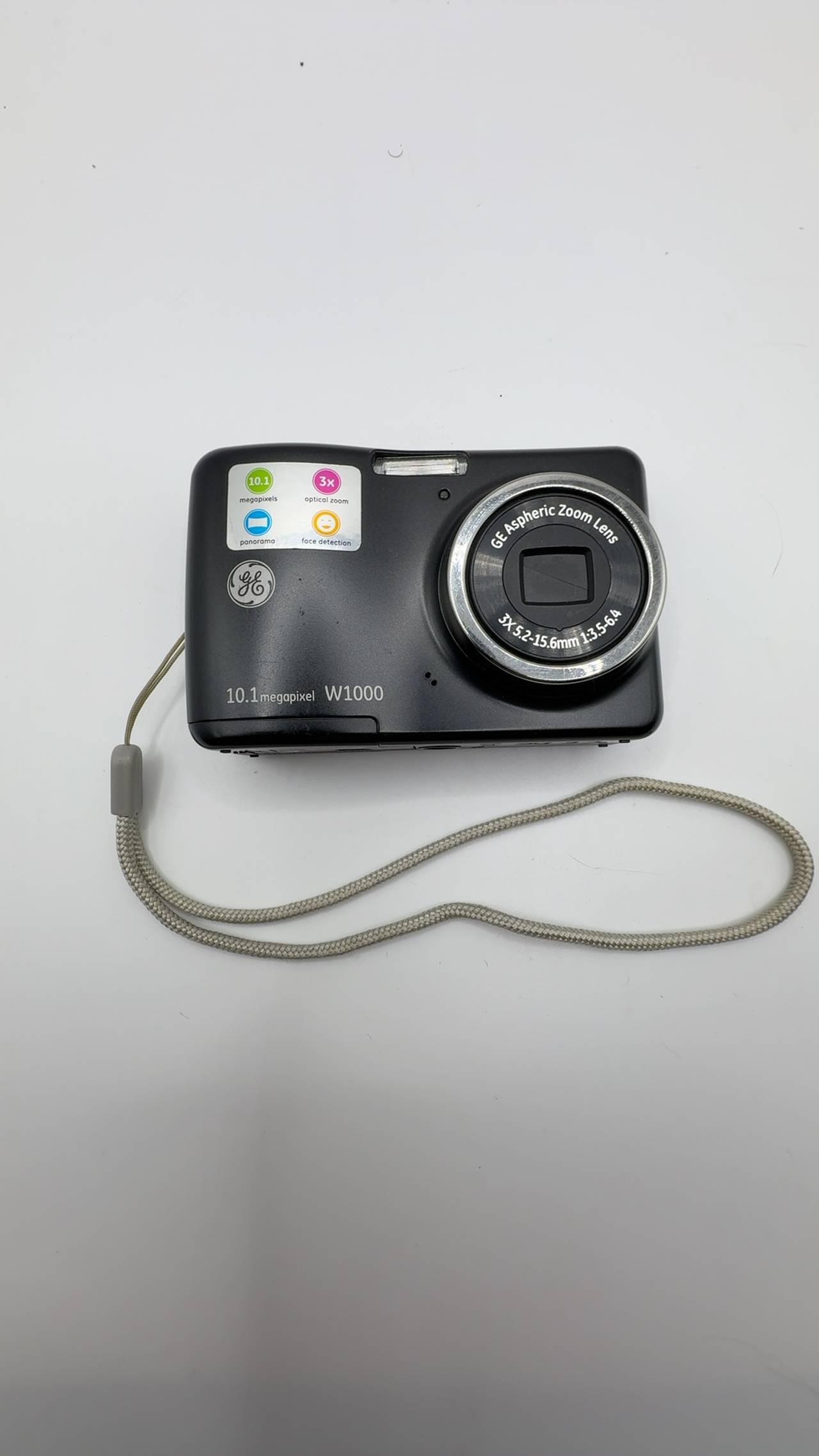 GE 10.1 mega pixel W1000
Digital Camera Black
