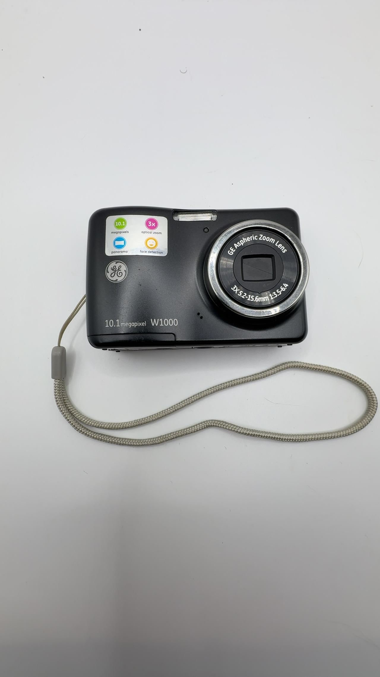 GE 10.1 mega pixel W1000
Digital Camera Black