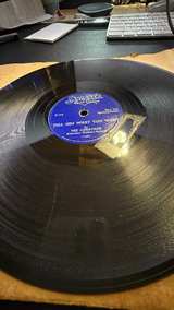 The Caravans - Wait For Me 78 RPM Record - Image 6