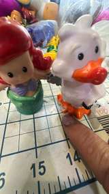 Fisher-Price Little People Disney Princess Ariel & Scuttle Figures - Image 2