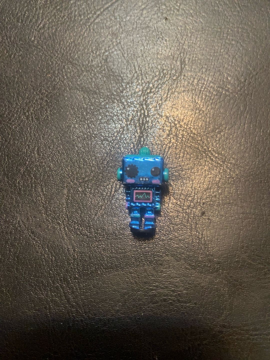 LOL Surprise Tiny Toys Robot Figure