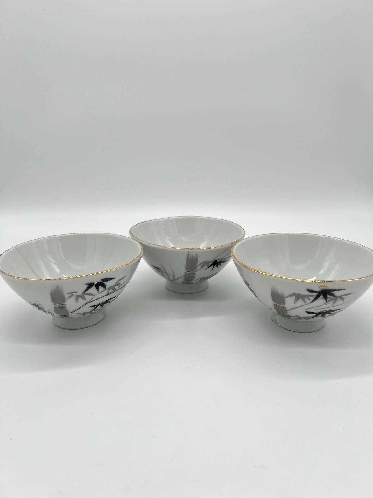 Set of 3 Vintage Japanese Porcelain Rice Bowls Bamboo Gold Trim 1 Repaire