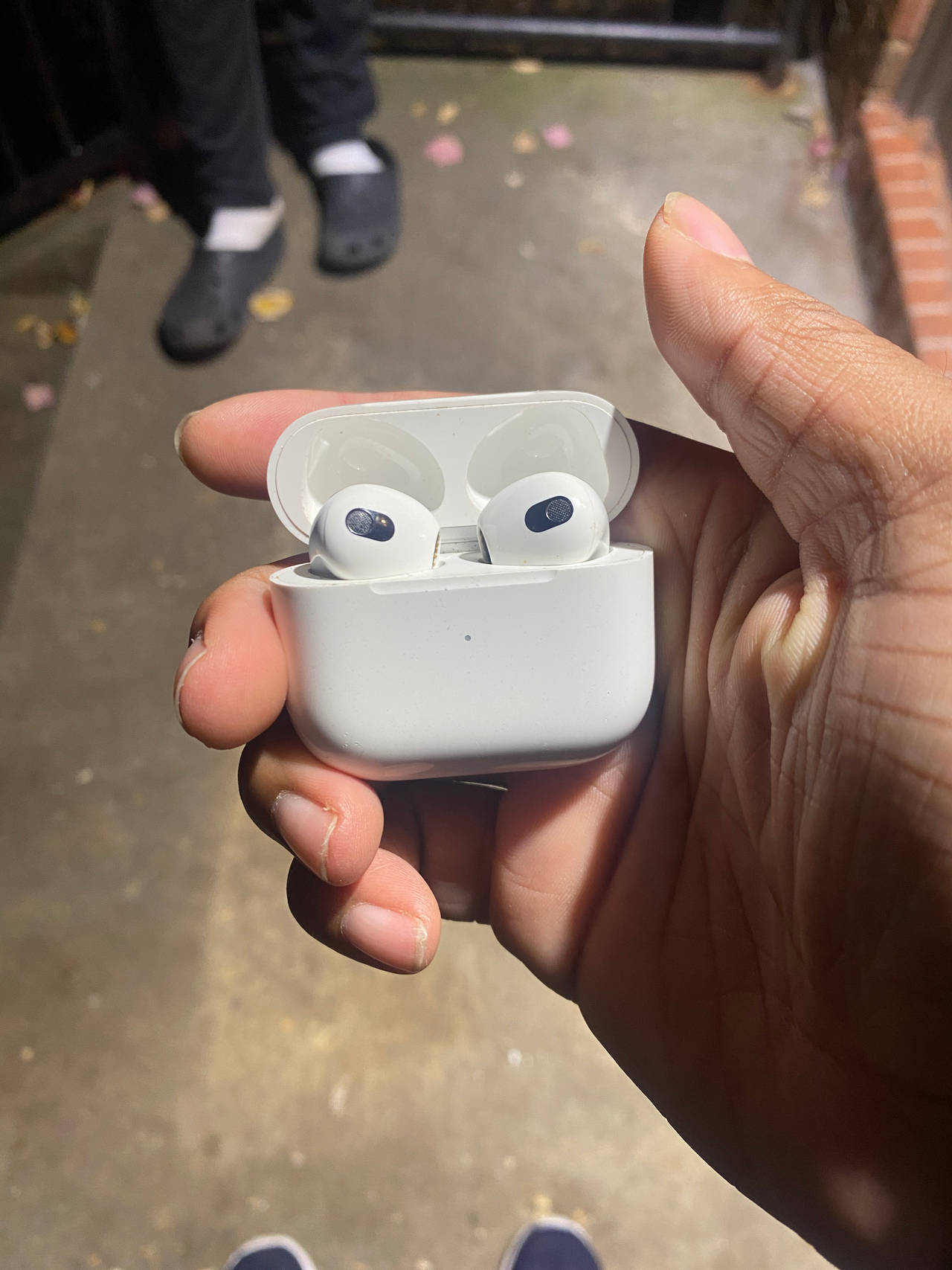 Apple AirPods (3rd generation)