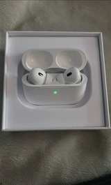 Apple AirPods Pro (2nd Generation) with MagSafe Charging Case (USB-C) - Image 4
