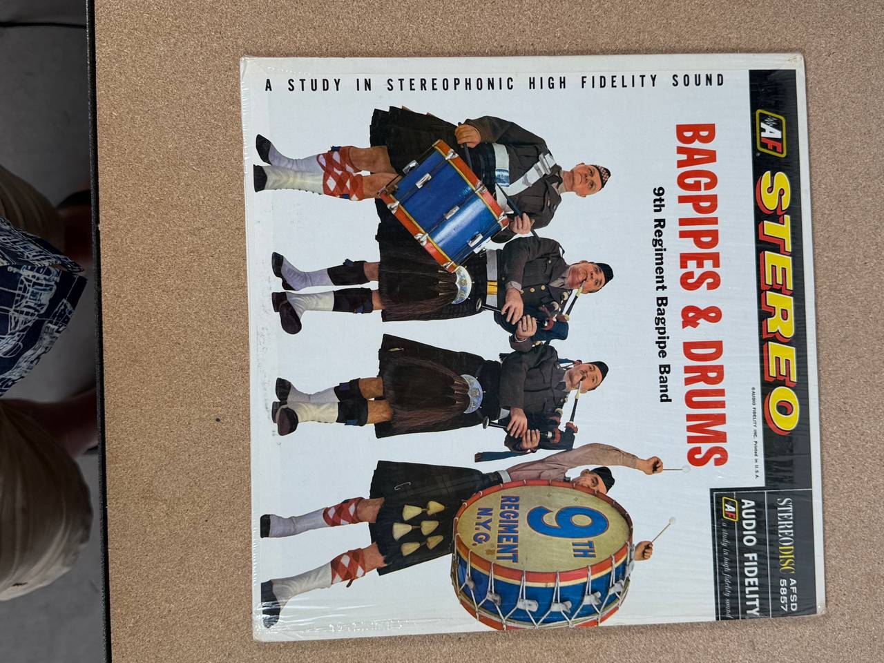 Bagpipes & Drums - 9th Regiment Bagpipe Band Vinyl LP
