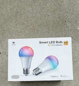 Smart LED Bulb 9W Multi Color & Tunable White 6-Pack - Image 1