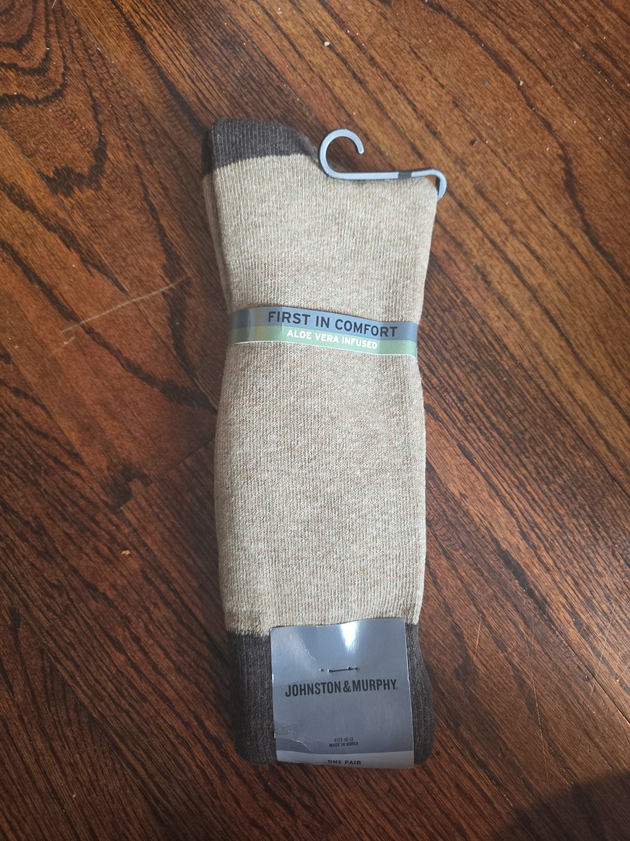 Johnston & Murphy Aloe Vera Infused Dress Socks