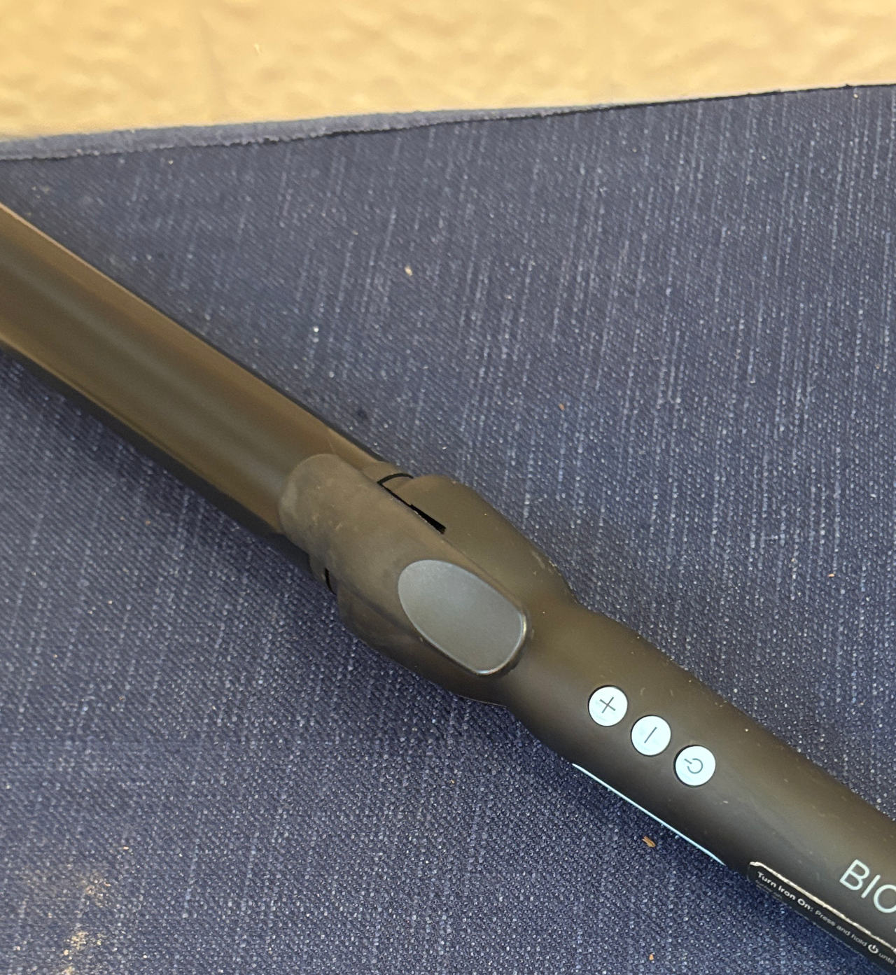 Bio Ionic GrapheneMX Long Barrel Curling Iron 1"