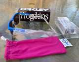 Oakley Frogskins Sunglasses - Image 3