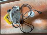 DeWalt DW367 7-1/4" Circular Saw - Image 2
