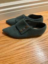 Charles & Keith Green Felt Pointed Loafers - Image 4