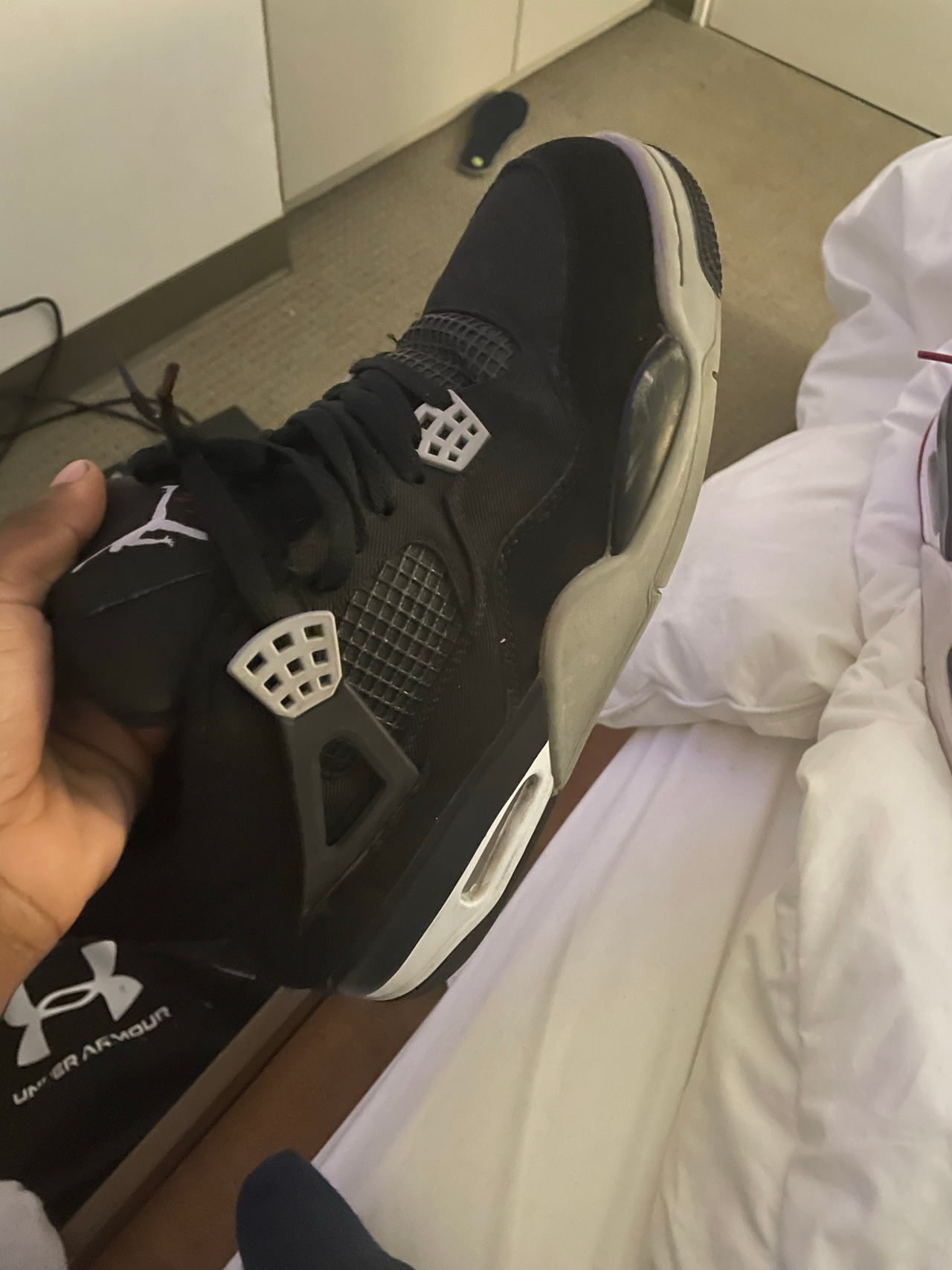 Air Jordan 4 Retro 'Black Cat'